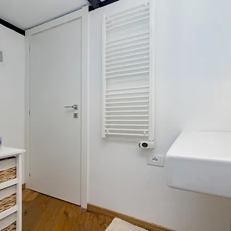 Апартаменты Luxury Loft Cavalcanti 2 Милан
